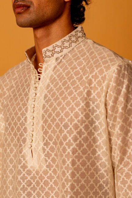 Aks Kurta Set